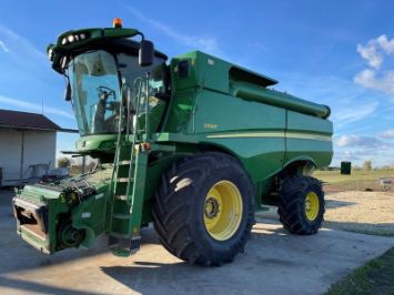 John Deere W650