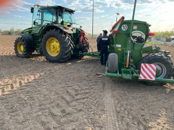 Техника в полях