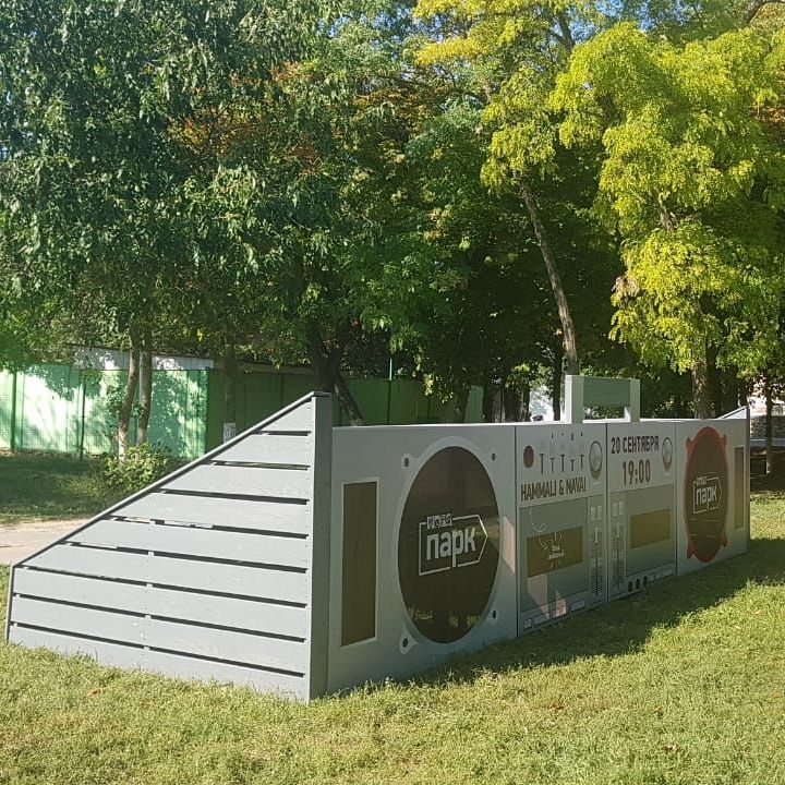 широкоформатная печать на сетке