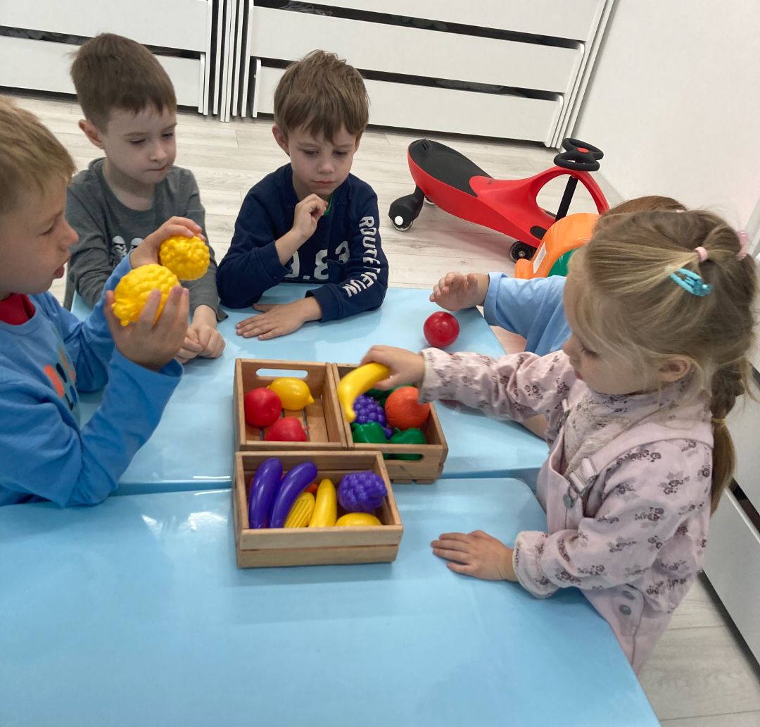 Арбат-Детский сад-Москва-Французский-Английский-Кружки-Языковое занятие-Лагерь-Kindergarten-Moscow-Arbat-French-English