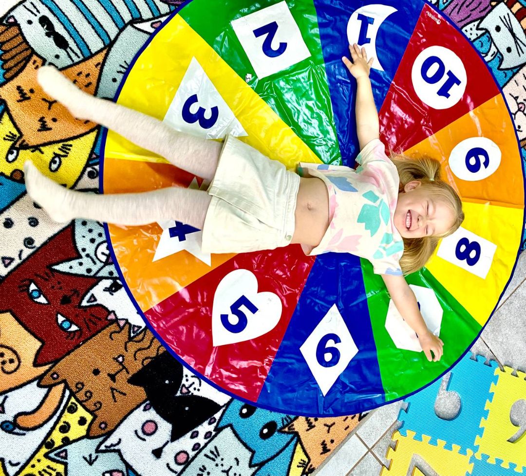 Арбат-Детский сад-Москва-Французский-Английский-Кружки-Языковое занятие-Лагерь-Kindergarten-Moscow-Arbat-French-English