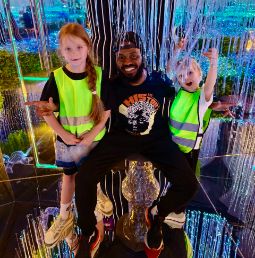 Petit jardin-Creche-Maternelle-jardin d'enfants-Garderie-francais-langue francaise-Ecole francaise-Cours de langue francaise-Moscou-Centre ville de Moscou-Cours individuels-Ecole de langues-Arbat-Afanasievsky-Арбат-Детский сад-Москва-Французский-Английский-Кружки-Языковое занятие-Лагерь-Kindergarten-Moscow-Arbat-French-English-Большой Афанасьевский переулок, 22