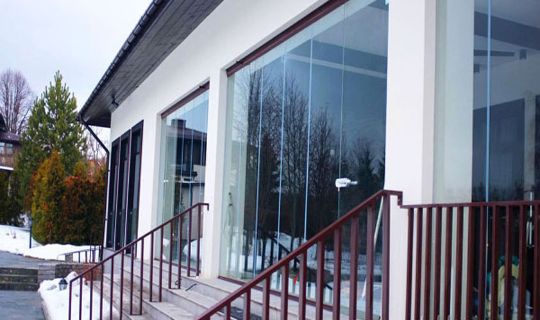 Безрамное остекление