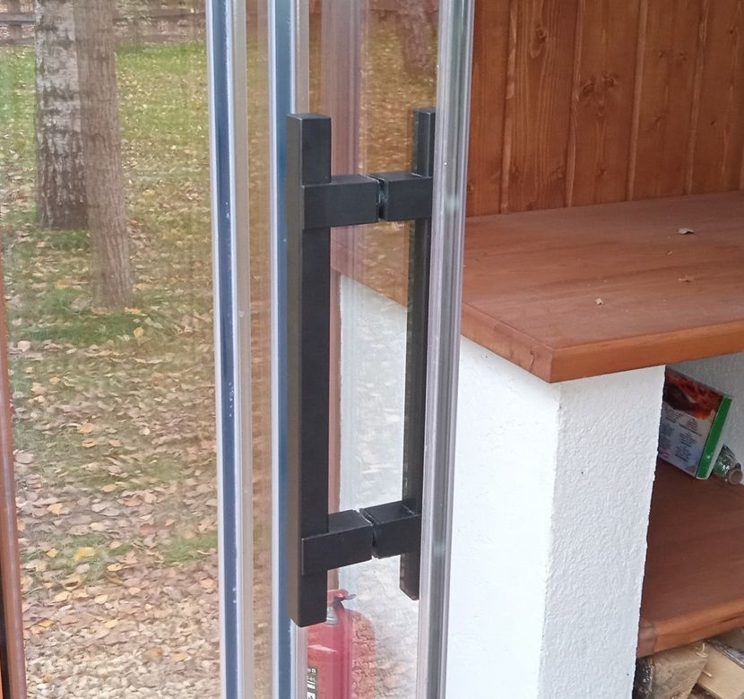 Дверная ручка для стеклянной двери