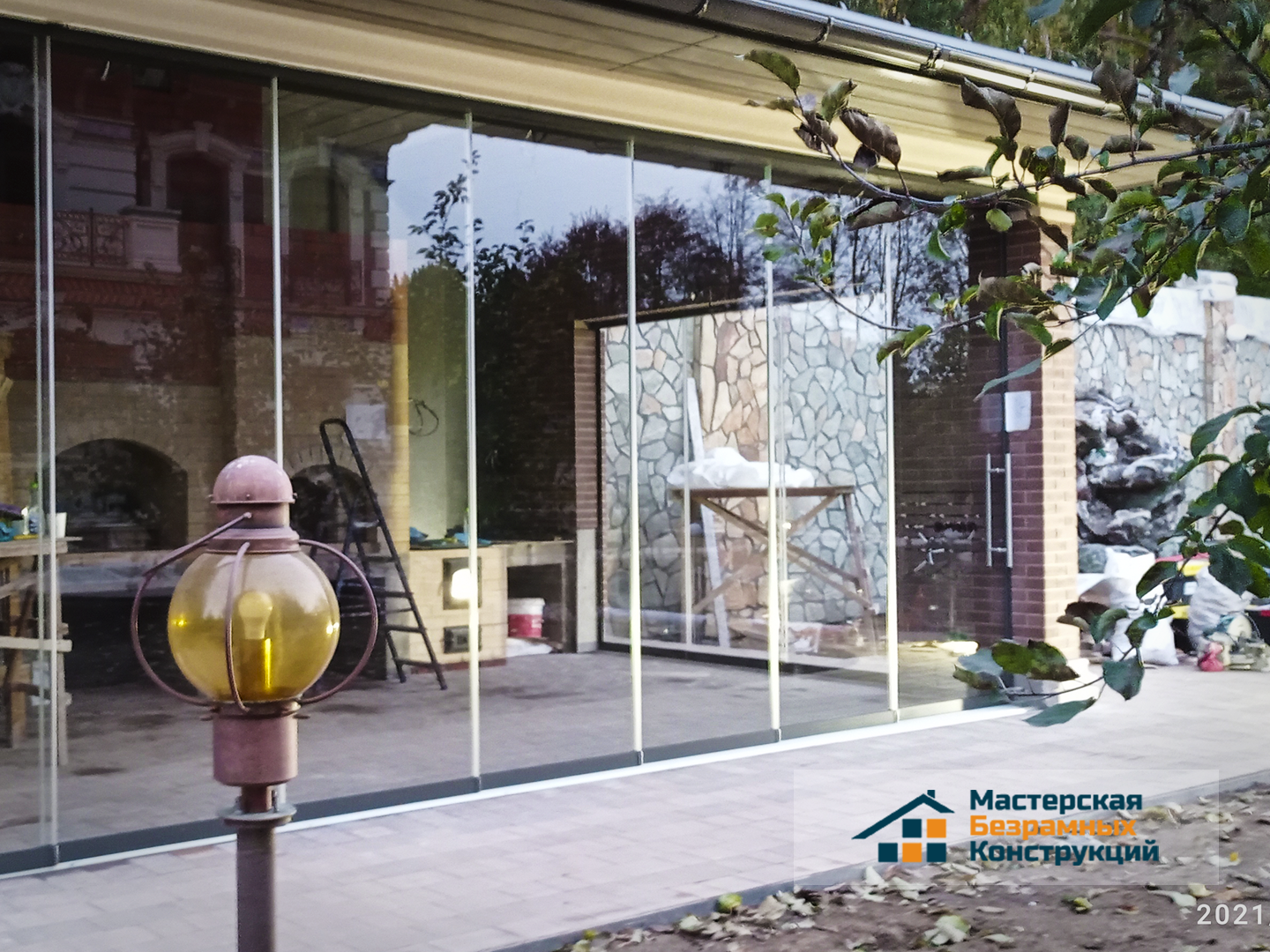 Слайд остекление с проемом 6 метров