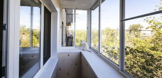 Остекление балкона алюминиевым профилем