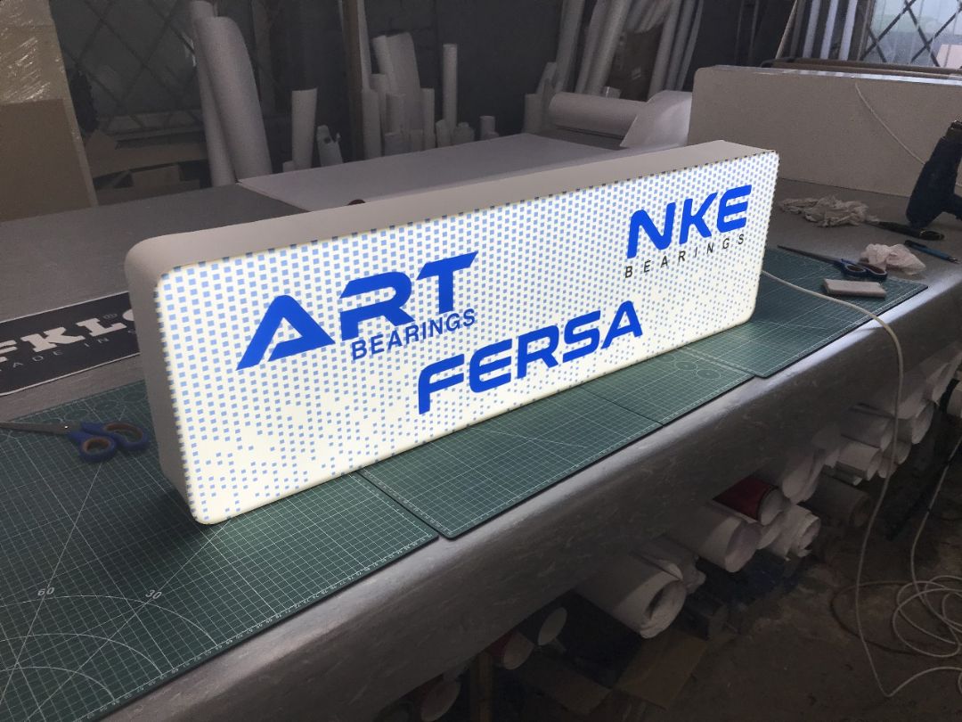 лайтбокс для стенда с продукцией на выставку