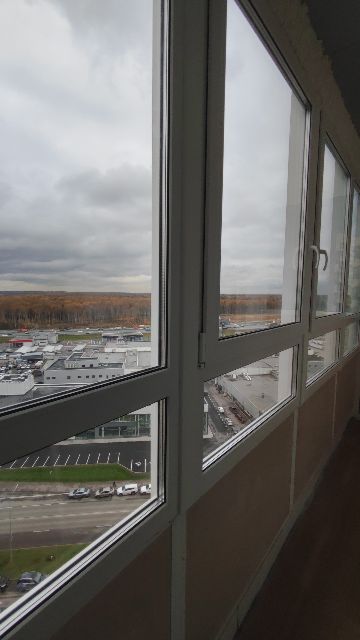 14195 ЖК Лондон в Кудрово замена холодного остекления лоджии на теплое, Кудрово пр-кт Строителей 20-2