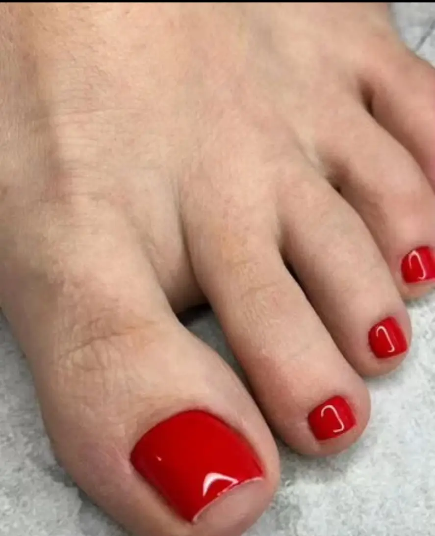 Педикюр с покрытием