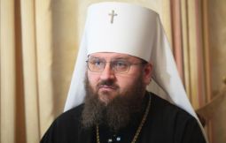 Получение официальной регистрации Русской Православной Церкви в Конго, планы по открытию новых приходов в Африке, информационные фейки о вербовке африканцев, а также перевод богослужебных книг на редкие языки континента с помощью искусственного интеллекта — про эти и другие аспекты рассказал в интервью ТАСС Патриарший экзарх Африки митрополит Каирский и Северо-Африканский Константин. С архиереем беседовал Михаил Климовский.