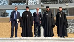 7 октября 2026 года Патриарший экзарх Африки митрополит Каирский и Северо-Африканский Константин встретился с Чрезвычайным и Полномочным послом Российской Федерации в Арабской Республике Египет и Полномочным представителем РФ при Лиге Арабских государств в Каире по совместительству А.Р. Люкмановым. Во встрече принимали участие викарий Патриаршего экзархата Африки и благочинный Египетского церковного округа епископ Луховицкий Евфимий, и.о. настоятеля прихода святых Жен-мироносиц в Хургаде иерей Димитрий Гуров, личный секретарь митрополита Константина чтец В.В. Дендюк. В ходе беседы были обсуждены вопросы деятельности и перспективы развития присутствия Русской Православной Церкви в Египте. Патриарший экзархат Африки