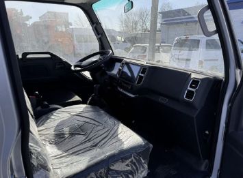 Isuzu Elf 3 кабина