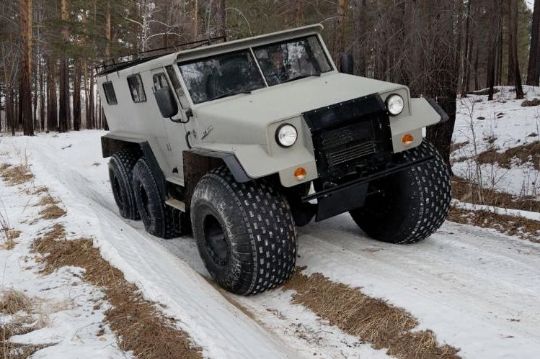 Вездеход колесная формула 6х6 на шинах низкого давления
