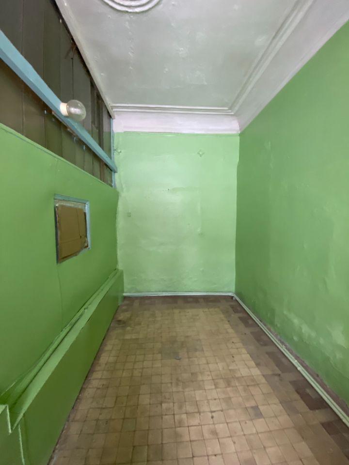 Желтая комната