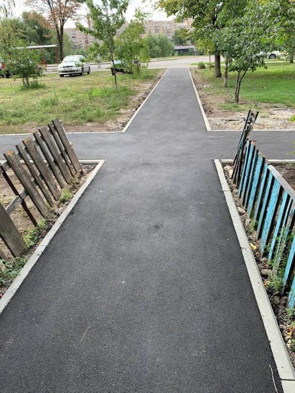Asphalting of sidewalks