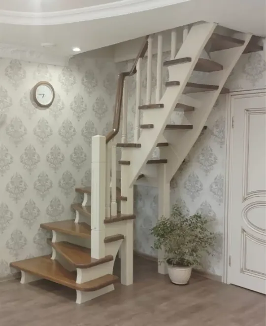 Лестницы с поворотом 90