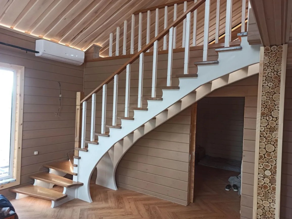 Лестница из дерева