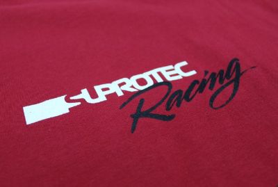 Трафаретная печать на футболке