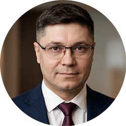 Илья Лакин