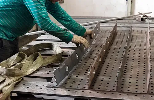 Сварка и сборка сварочного стола D16 СтальГрад