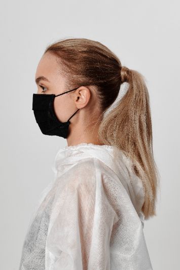 Черная защитная маска