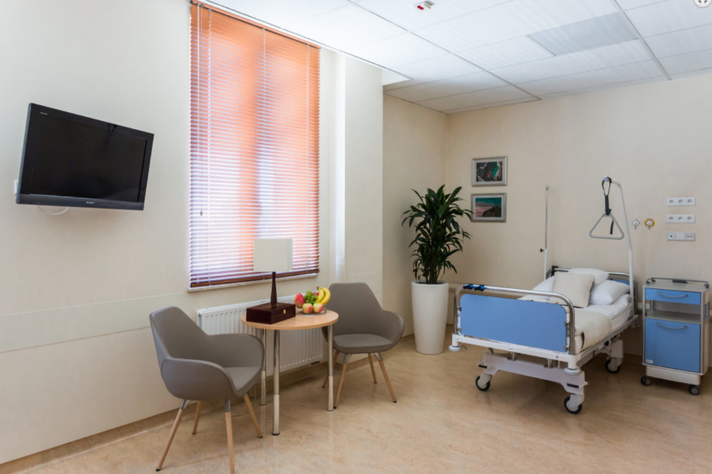 Carolina Medical Center Warszawa, Каролина Медикал Центр в Варшаве