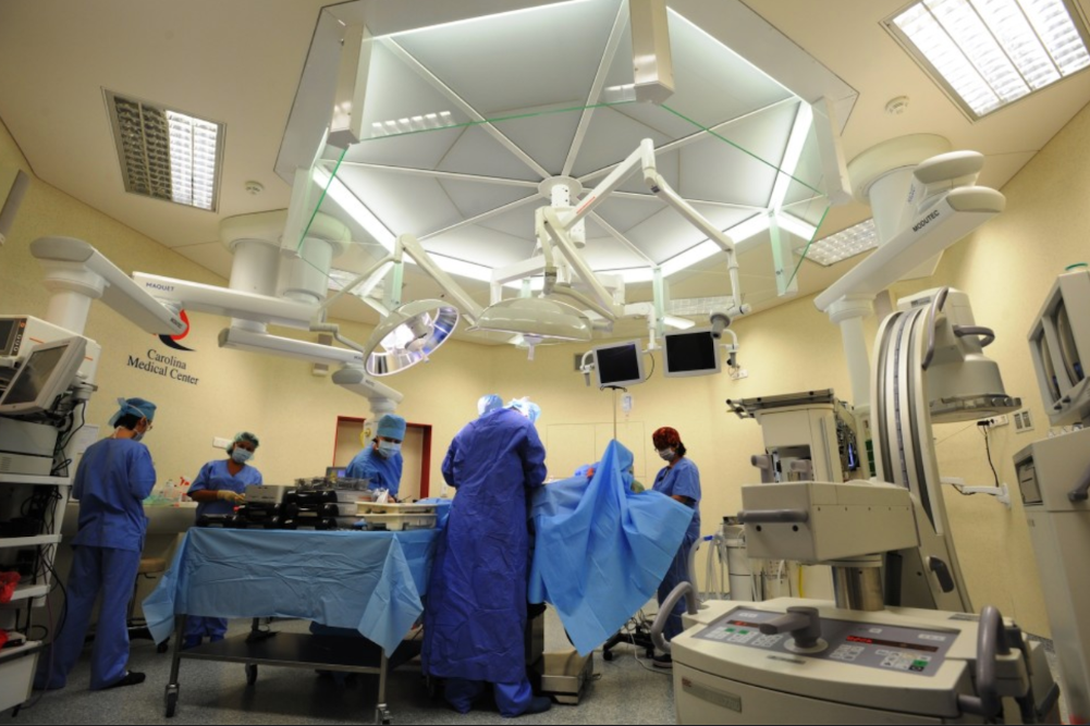 Carolina Medical Center Warszawa, Каролина Медикал Центр в Варшаве