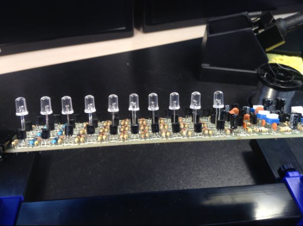 Сборка Цвето-Музыкальной Установки на светодиодах