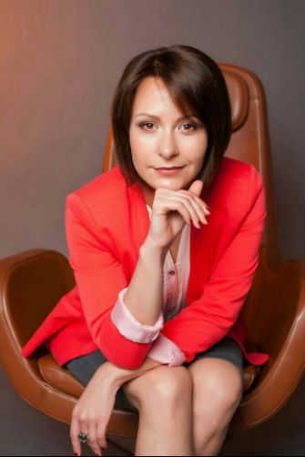 Илона Струкова
