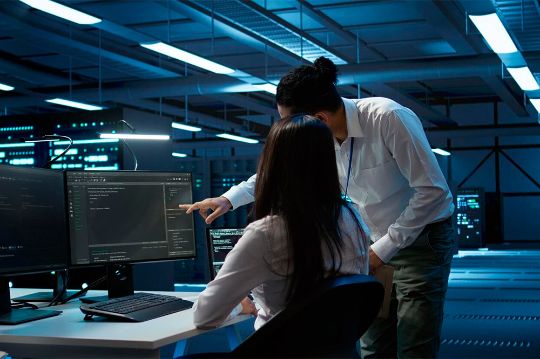 Построение отношений и влияние в IT