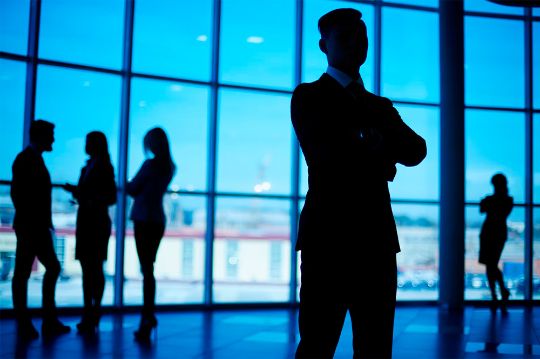 Экологичное влияние лидера