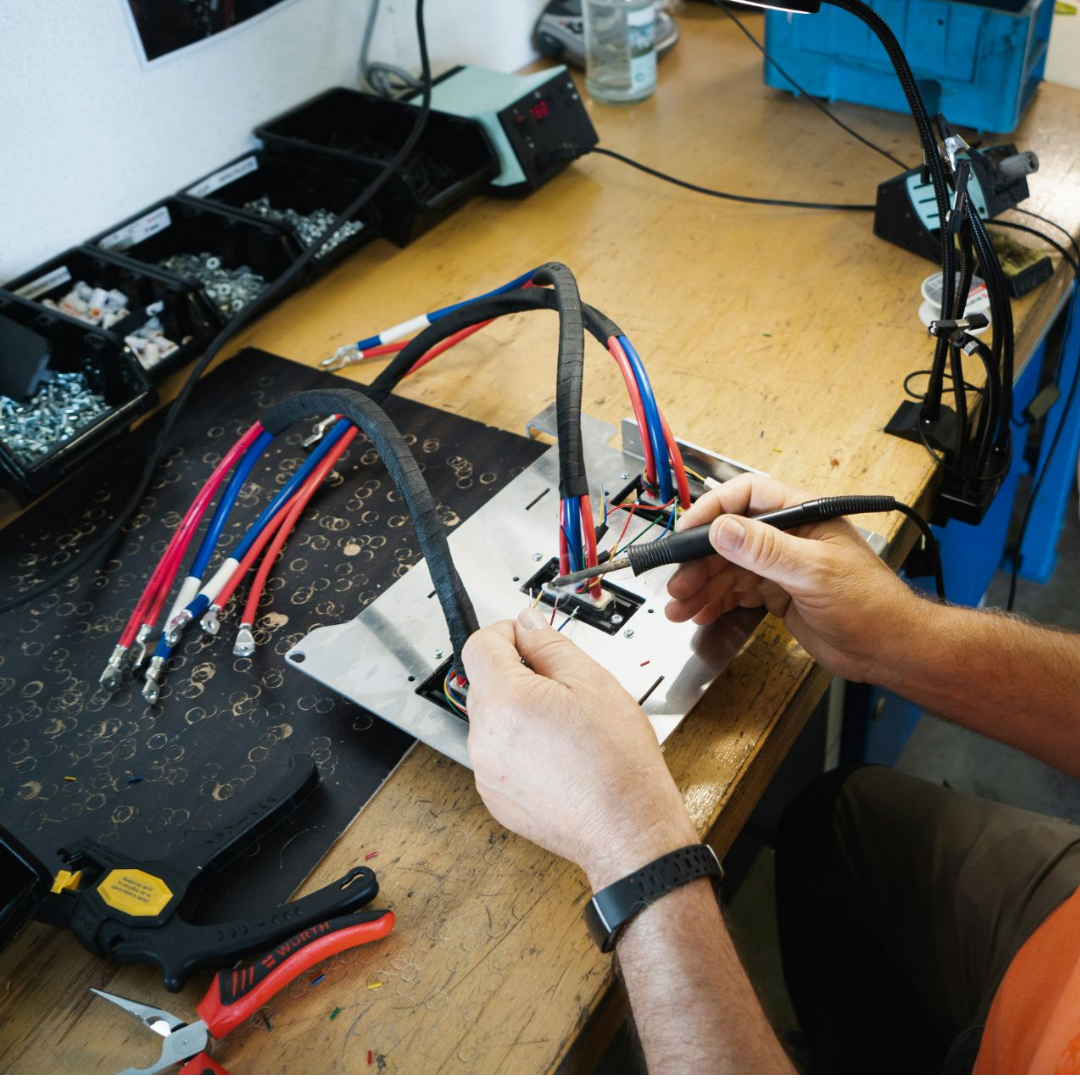 Ремонтная мастерская в Краснодаре – работаем с оборудованием Тромбон, Бастион, Perco, Болид, Stels, ВЭРС, Optimus по заводским стандартам