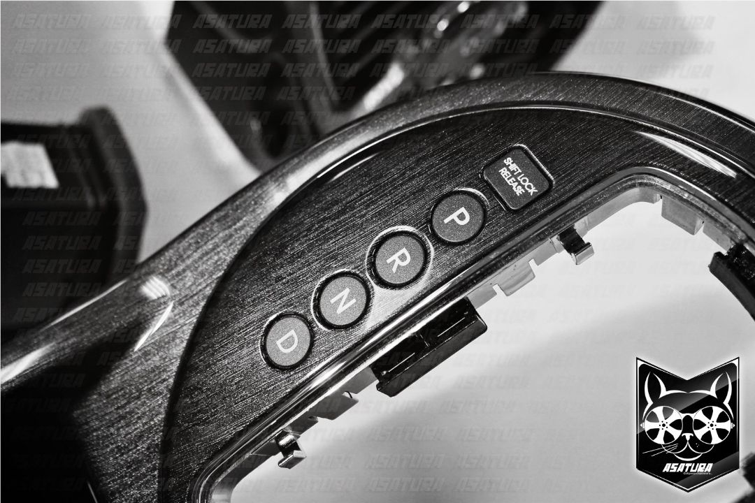 KIA Sportage - Шлифованный металл