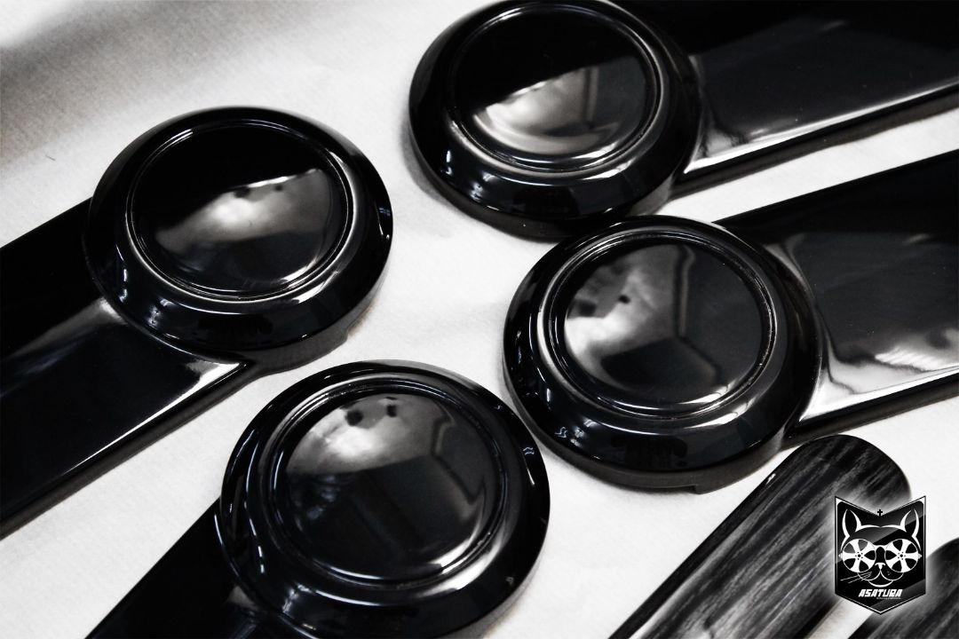 Ford Explorer - Черный глянец+Мат дерево