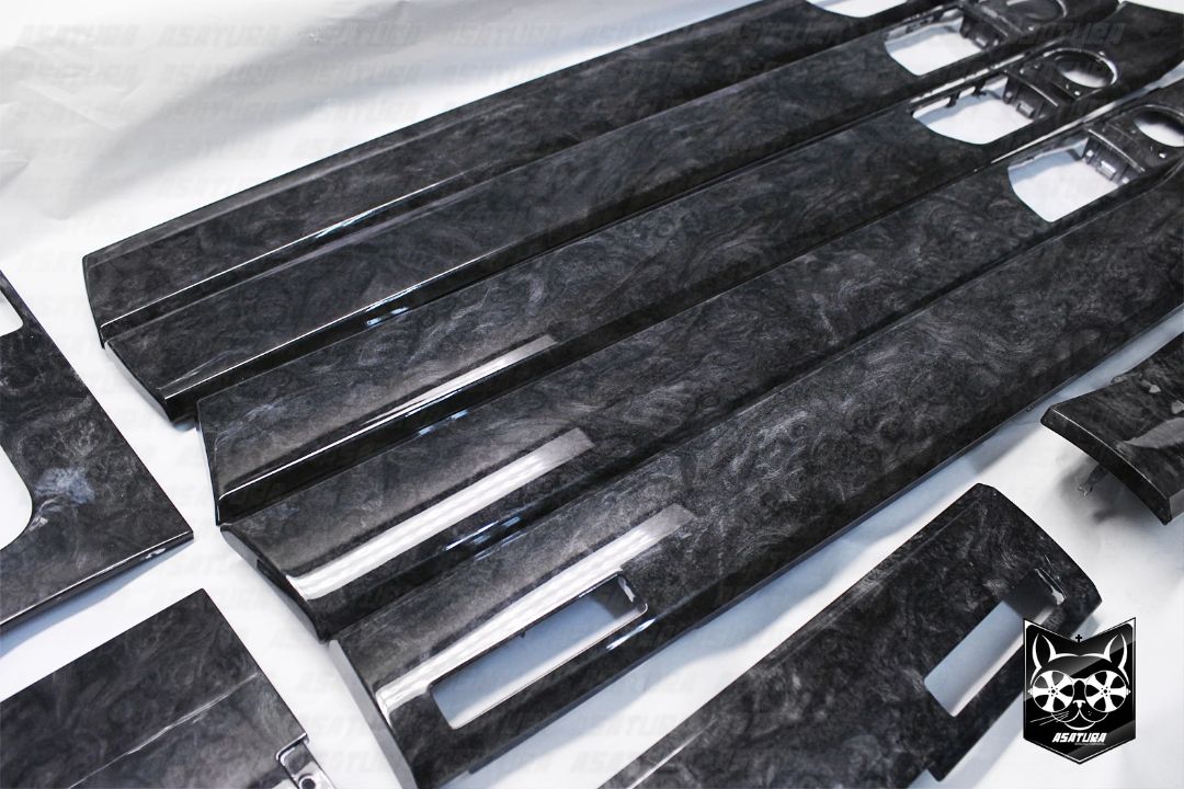 Volkswagen Touareg - Аквапринт серое дерево птичий глаз