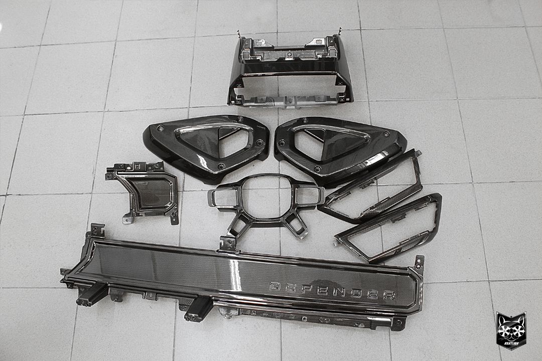 Land Rover Defender - Аквапринт карбон