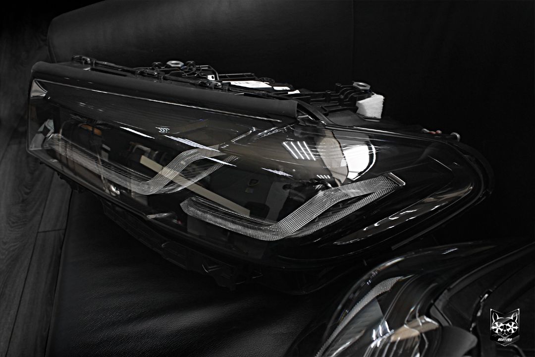BMW 5 G30 покраска масок фар