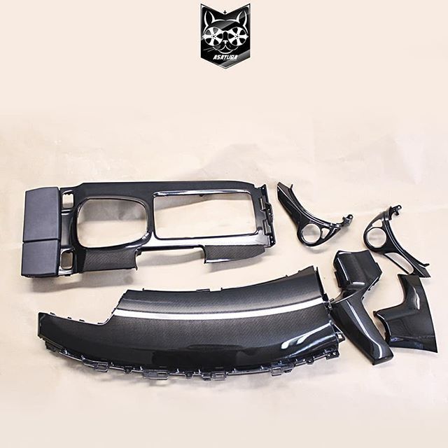 Honda Crosstour - черный карбон