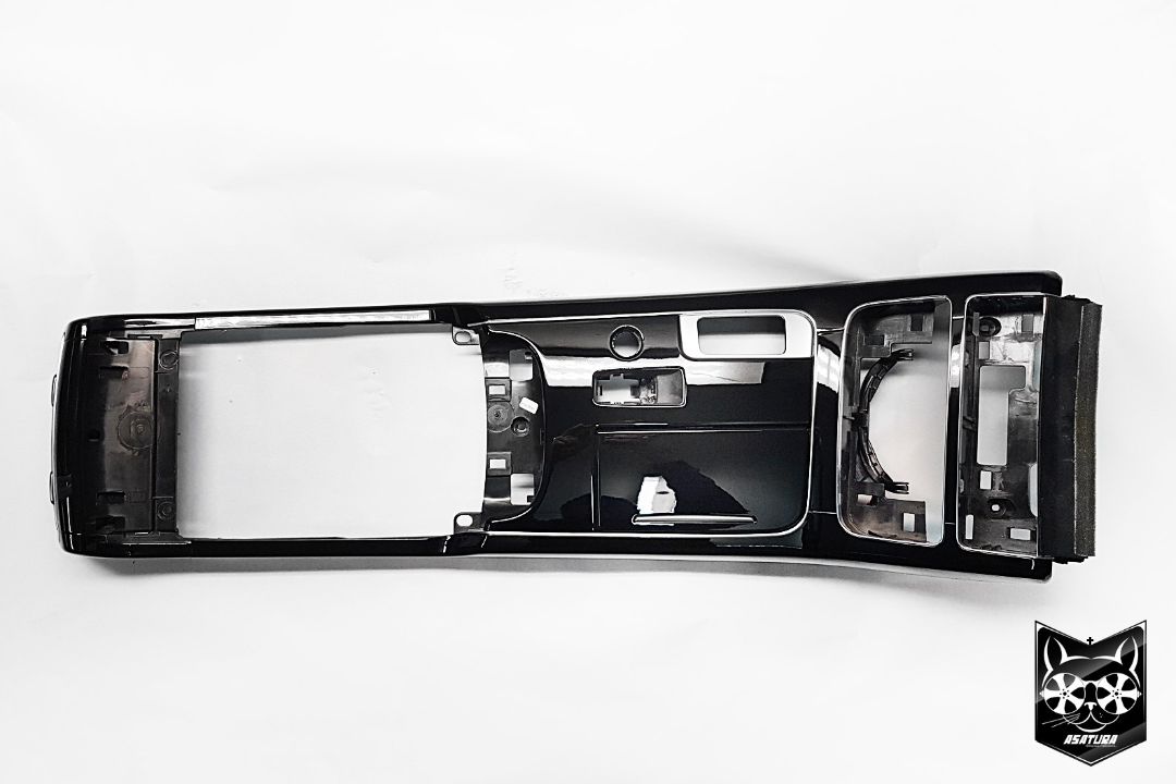 Audi A8 - Черный глянец