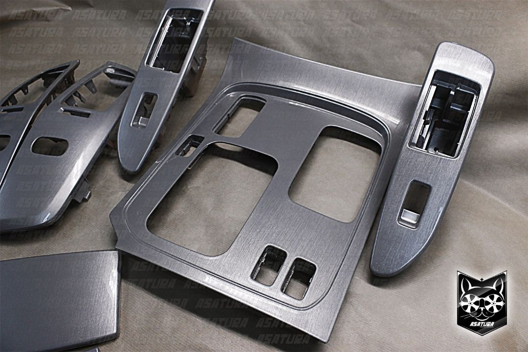 Land Cruiser 100 - Глянцевый металл