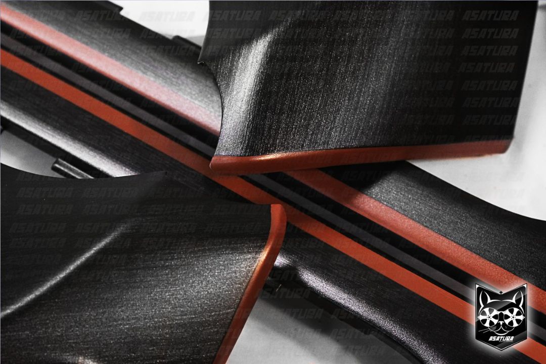 Land Cruiser 200 - Металл матовый с оранжевой окантовкой