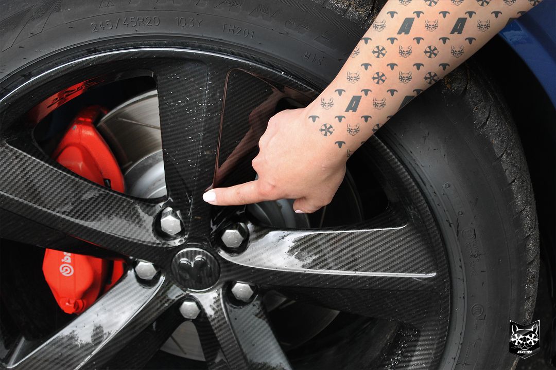 Dodge Challenger SRT аквапринт карбон