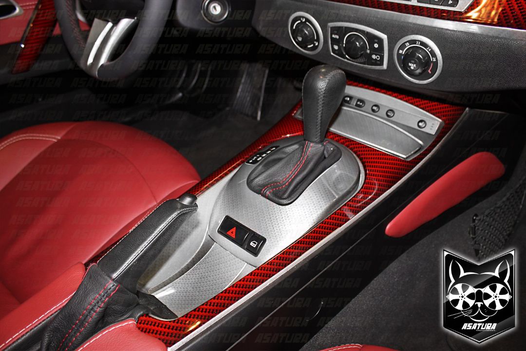 BMW Z4 - Карбон красный с серым