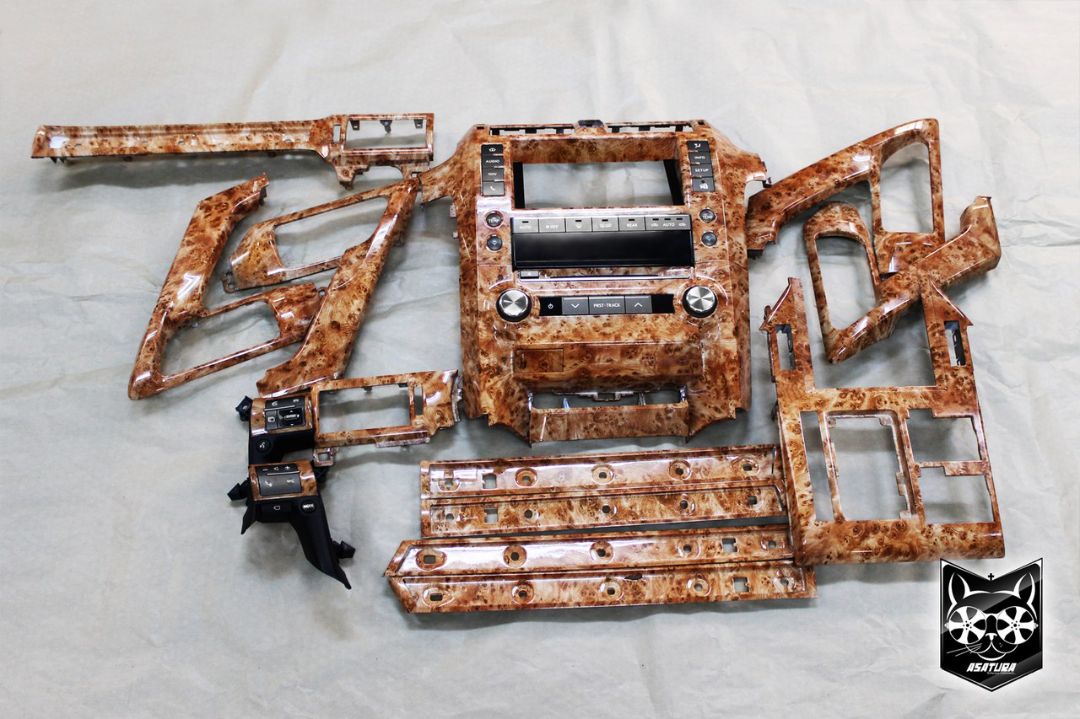 Lexus LX570 - Аквапринт яркое дерево