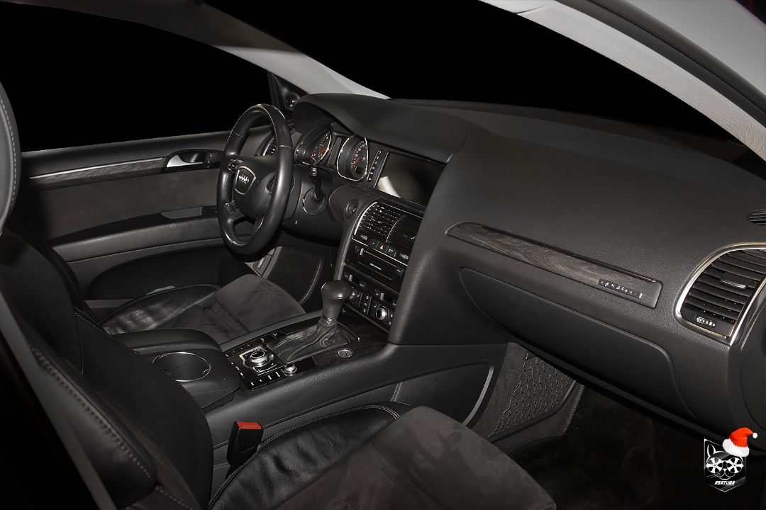 Audi Q7 - Тактильное дерево с открытыми порами