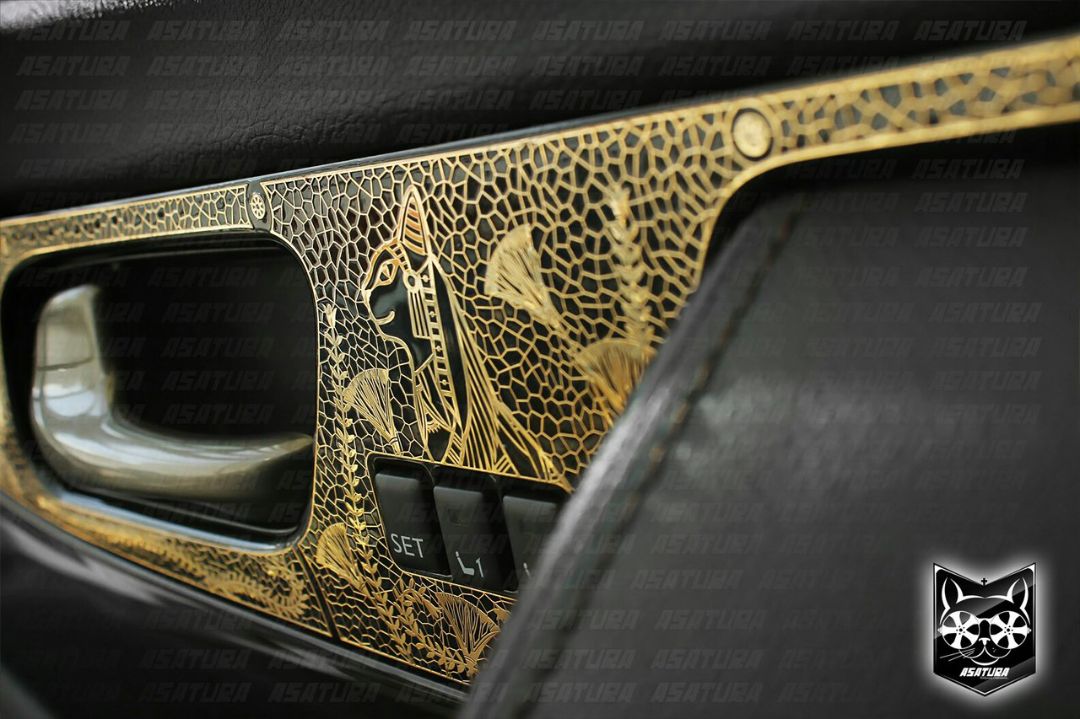 Infiniti QX 70 - Инкрустация металлом