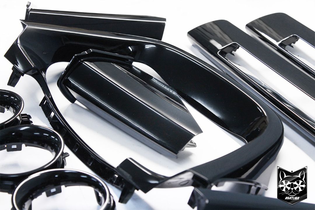 RAV4 - Черный глянец