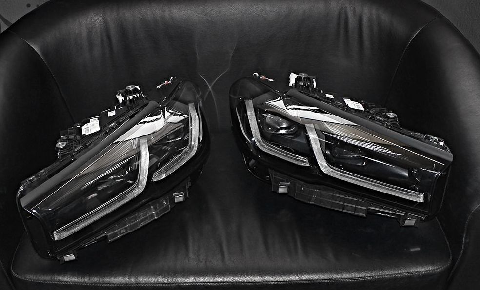 BMW 5 G30 покраска масок фар