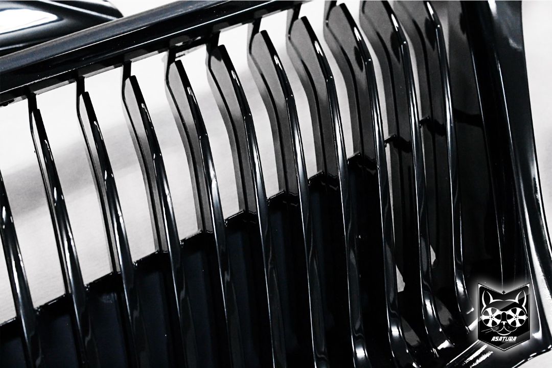 Lexus RX - Черный глянец