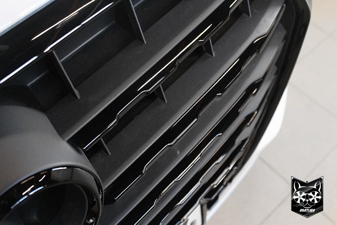 Audi Q7 - Антихром